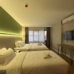 Otto X Hotell 3*