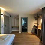 Otto X Hotel 3*