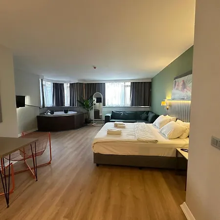 Hotel Otto X 3*