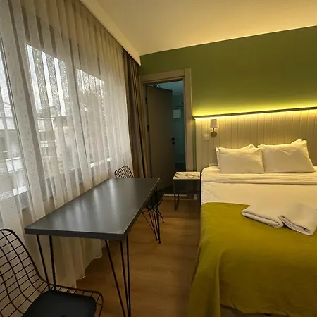 Otto X Hotel