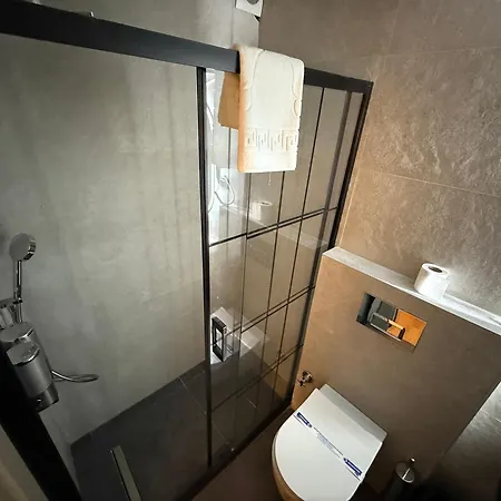 Otto X Otel